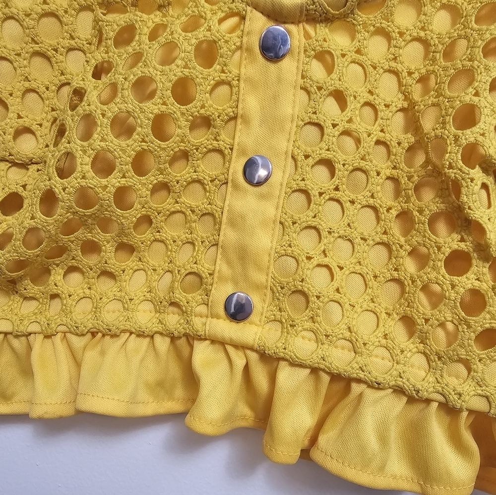 Glamaker Yellow size medium crop top - Picture 2 of 5